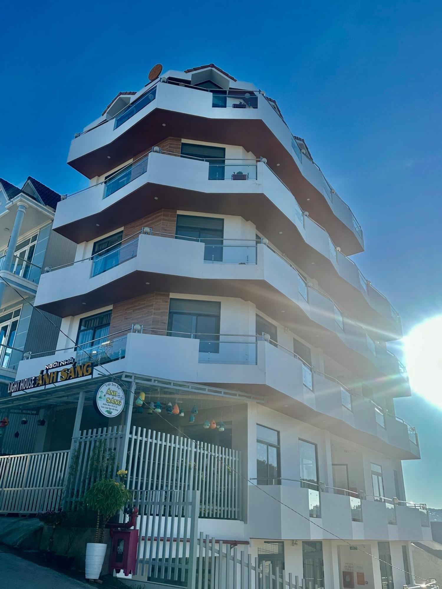 Khach San Anh Sang - Light House Da Lat Exterior foto